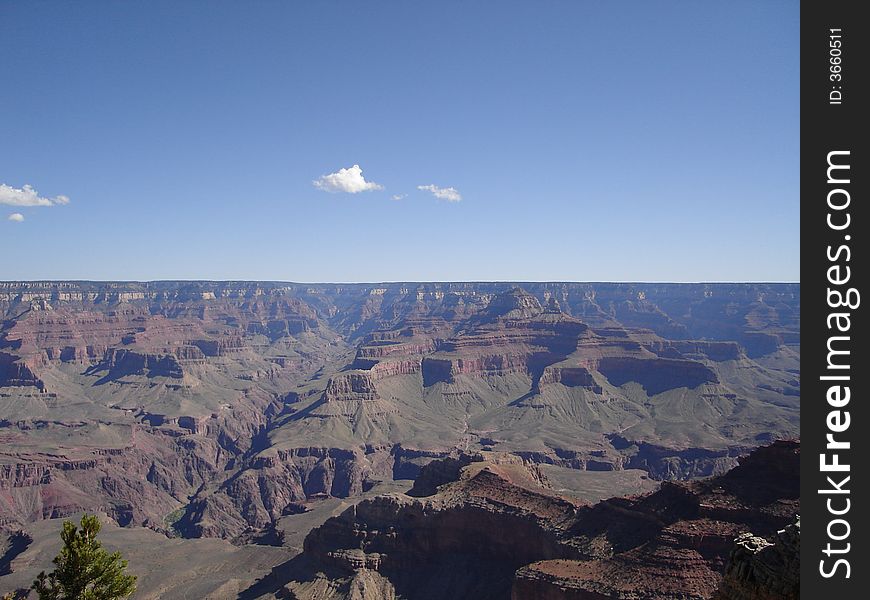 A beautiful picture from the top of the Grand Canyon.