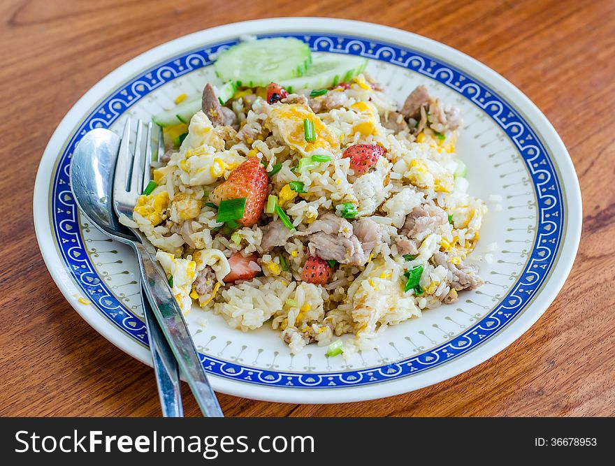 Fried Rice With Pork ,egg And Strawberry