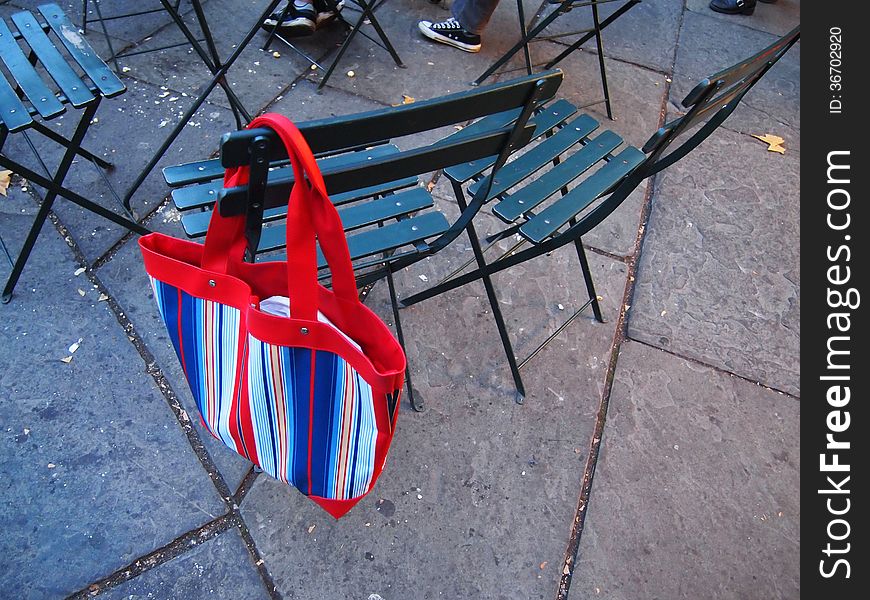 Picture of the colorful bag on the chair ( forgotten ). Picture of the colorful bag on the chair ( forgotten )