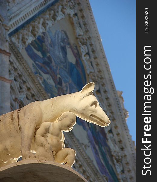 Statuette in front of Siena Cathedral, Tuscany, Italy. Statuette in front of Siena Cathedral, Tuscany, Italy