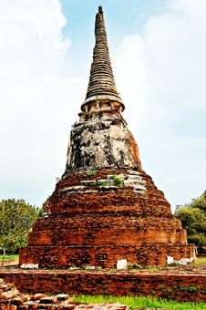 Ancient Buddhist Temple Ruins In Ayuttaya, Thailan Stock Images Ancient Buddhist Temple Ruins In Ayuttaya, Thailan Stock Images