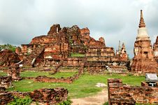 Ancient Buddhist Temple Ruins In Ayuttaya, Thailan Stock Images Ancient Buddhist Temple Ruins In Ayuttaya, Thailan Stock Images