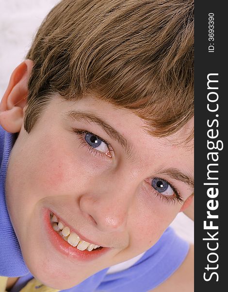 Photo of a Blue eyed child headshot