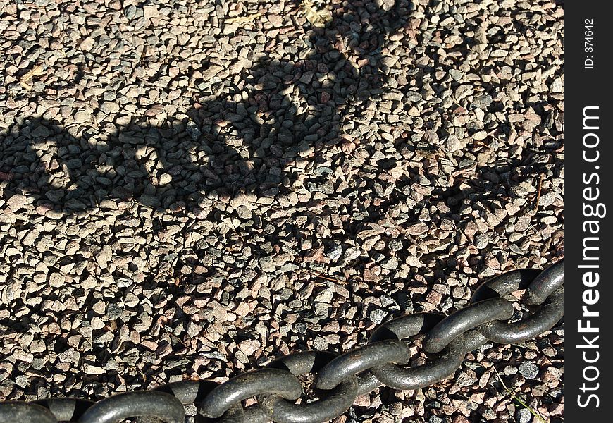 Chain and its shadow