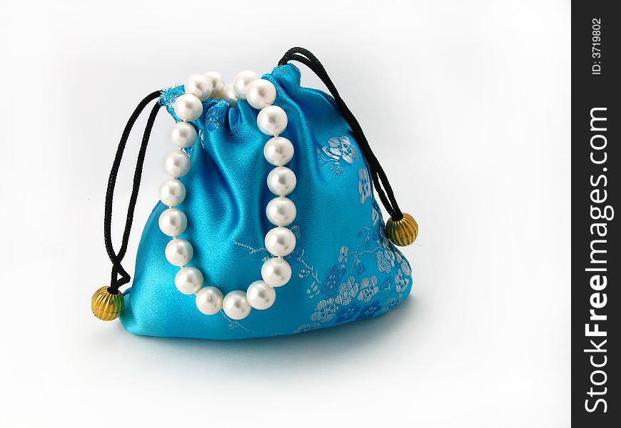 Blue Gift Bag With Pearl