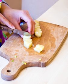 Pineapple Slicing On Desk Royalty Free Stock Images