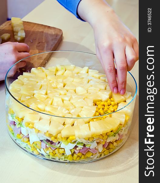 Preparation of salad