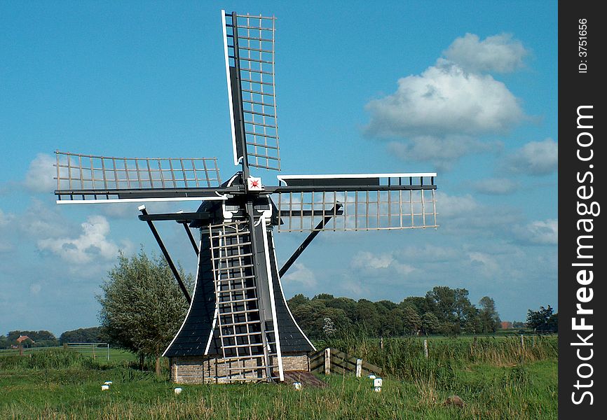 This is a mill in Netherlandes