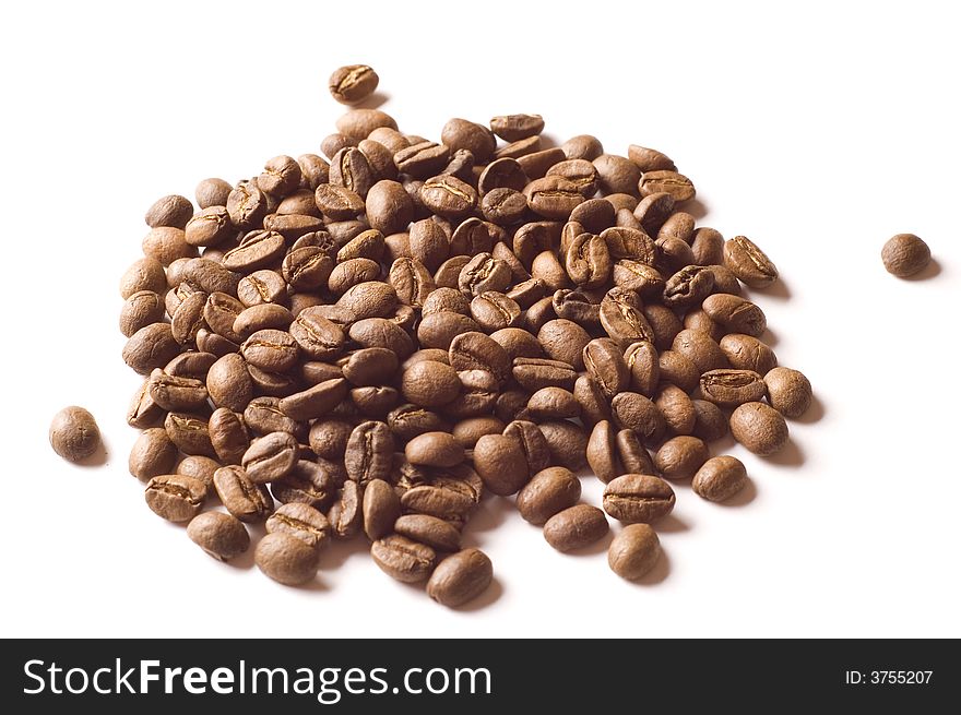 Loose natural grains of coffee