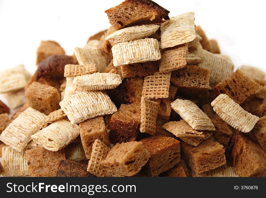 Mix of light and brown sereals and rye bread croutons. Mix of light and brown sereals and rye bread croutons