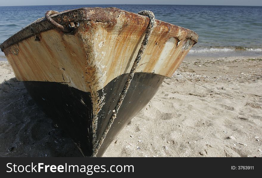 Old boat at the sea side, Mamiya 645, Phase One P30