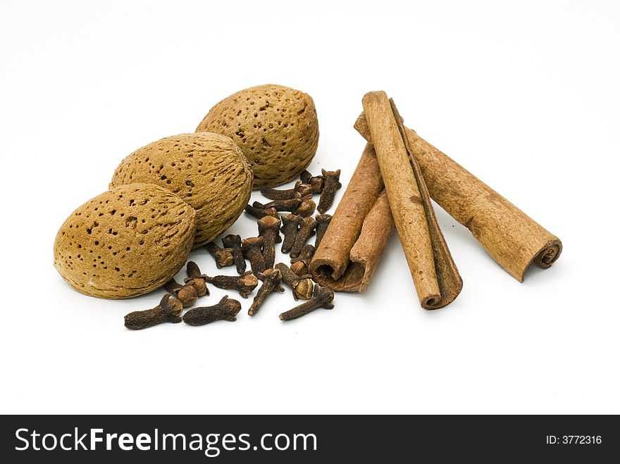 Food ingredients: almonds, cinnamon and cloves. Food ingredients: almonds, cinnamon and cloves