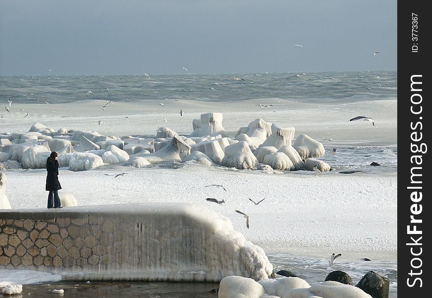 Frozen Black Sea in Constanta - very rare. Frozen Black Sea in Constanta - very rare