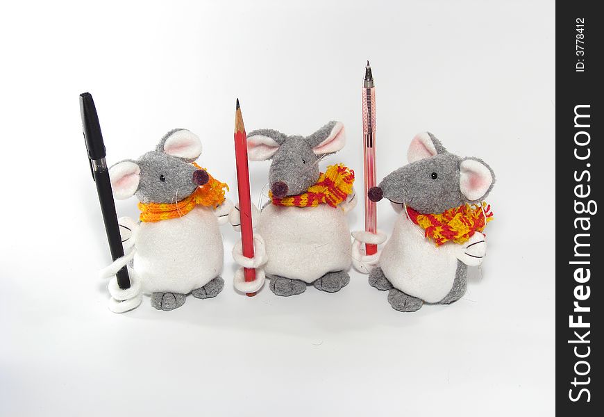 Three little mouses in orange-red scarfs and stationery