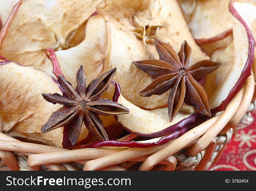 Dried Apples With Anise