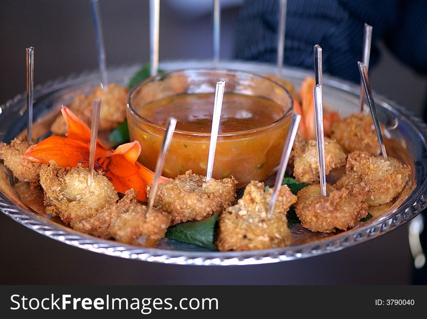 Delicious fried won tons with dipping sauce