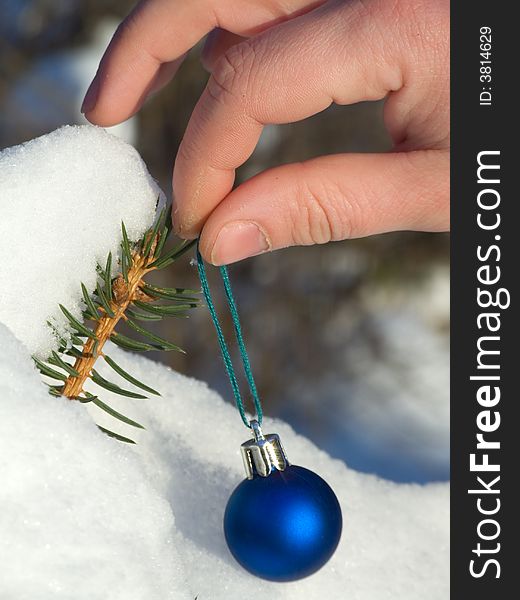 Decorating the fir tree outdoors. Decorating the fir tree outdoors