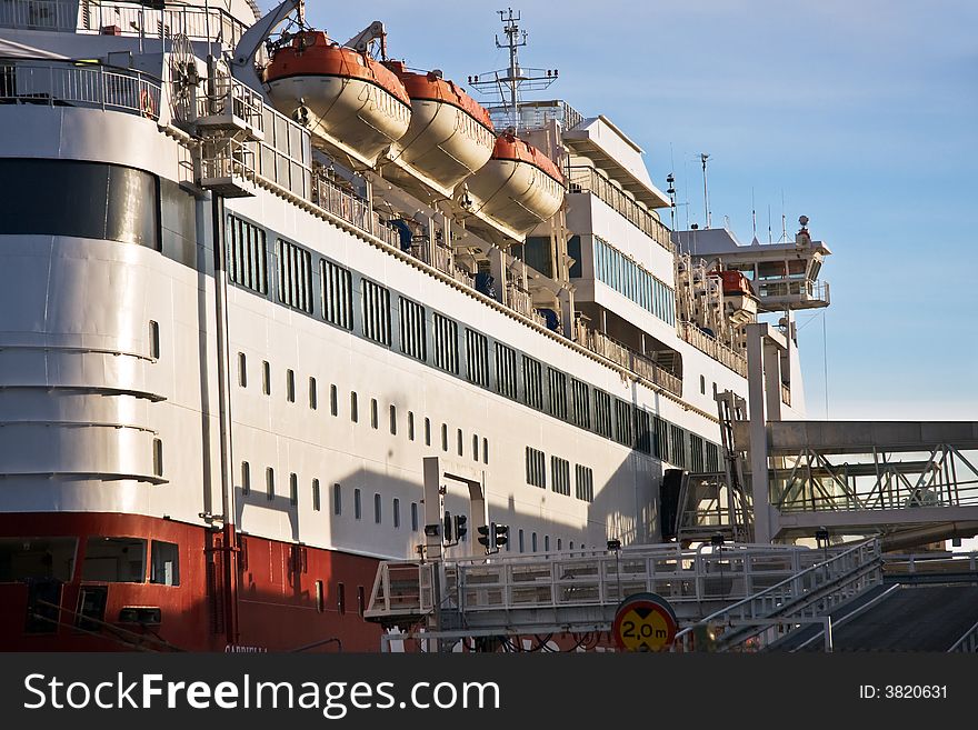 Sea liner at the port