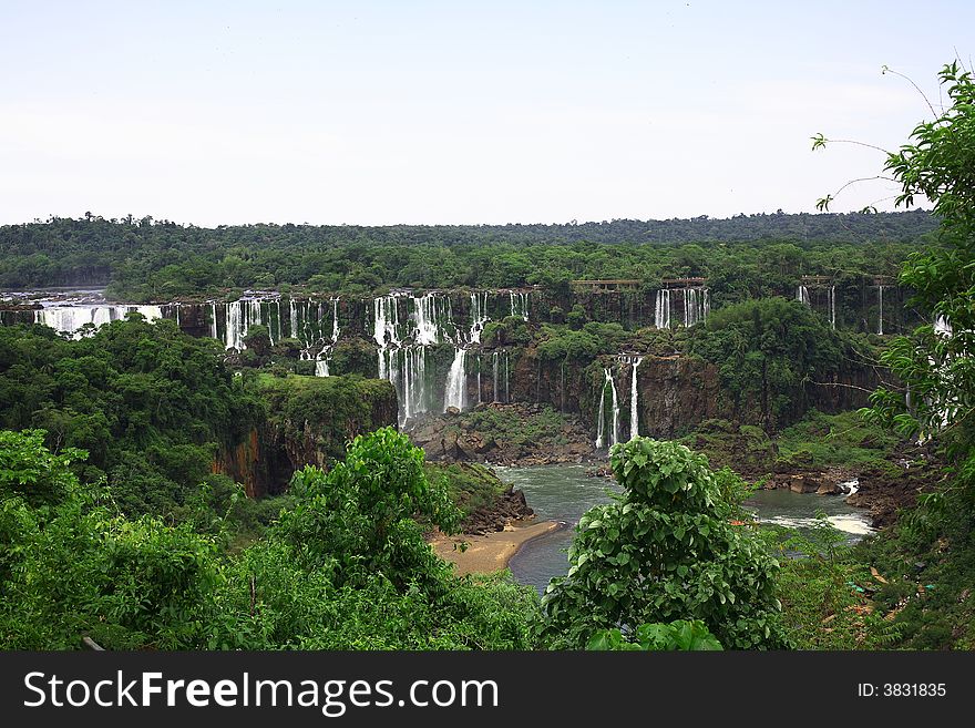 Iguassu (Iguazu; Iguaçu) Falls - Large Waterfalls