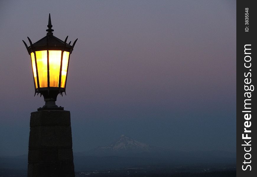 A Light pole that looks from the olden days