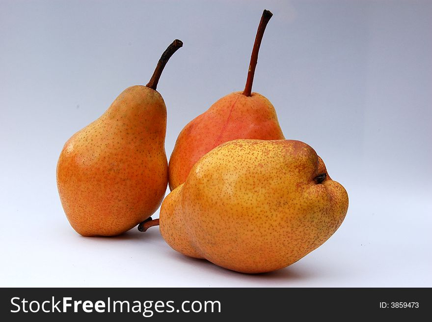 3 ripe pears still life