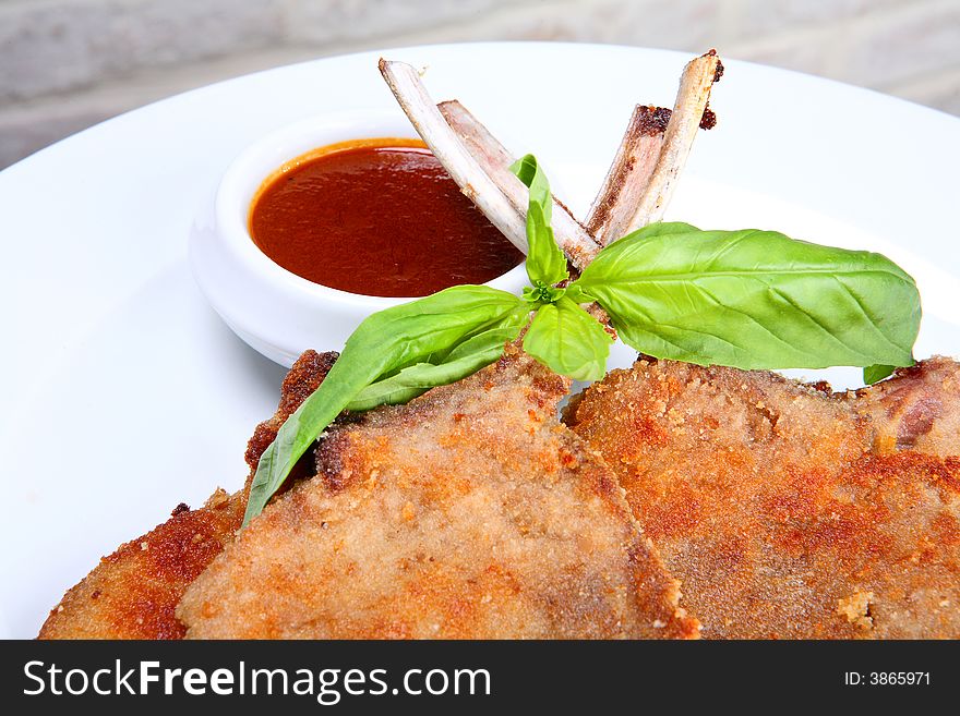 Lamb chops (cutlets) with hot chile sauce