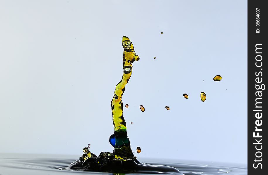 Splashing water drops and shaped a snake