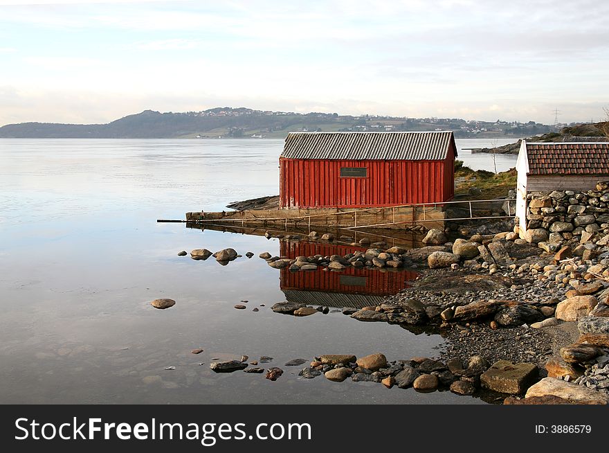 Small Boathouses