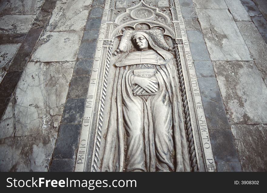 Gravestone at Pisa, Italy