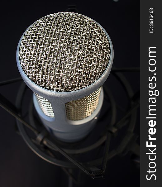 Professional Microphone-Close