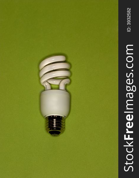 Compact fluorescent bulb