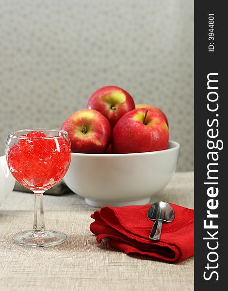 Low calorie gelatin dessert and apples. Low calorie gelatin dessert and apples