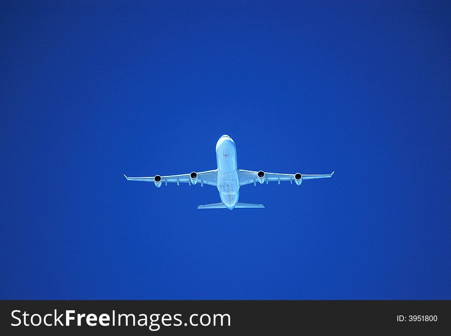 A340-over Maldives.jpg