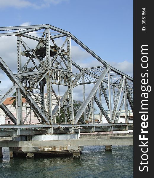 Rotational Bridge Mechanism, in a river in Matanzas, Cuba