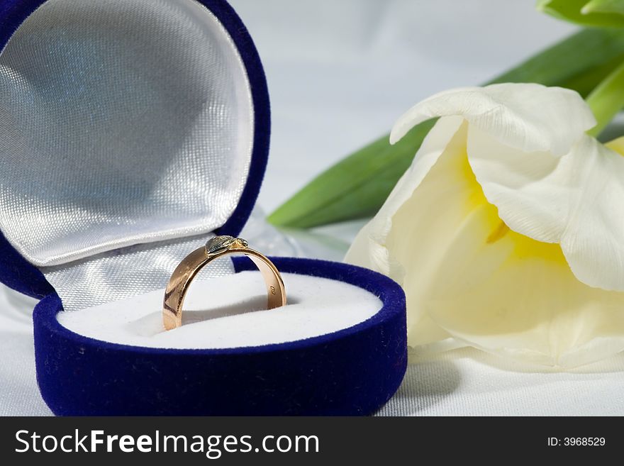 Gold Ring With Tulip