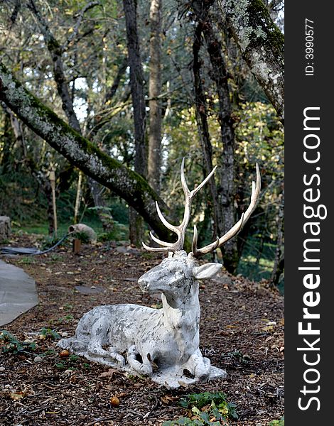 A deer sculpture in the garden of a Napa valley retreat