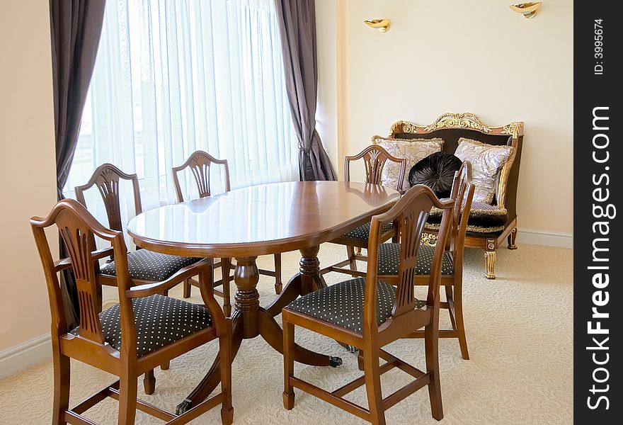 Table and chairs in sitting-room