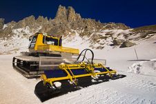 Snowplough On The Mountain Royalty Free Stock Photography Snowplough On The Mountain Royalty Free Stock Photography