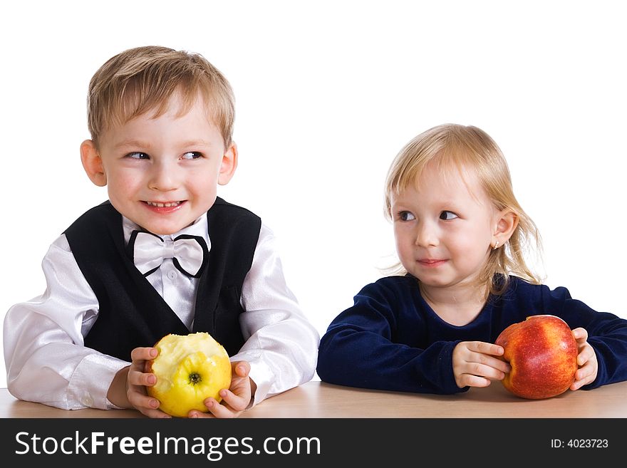 Girl and the boy with an apple