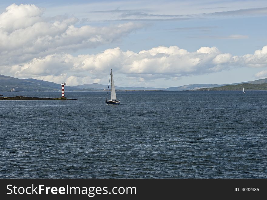 Oban bay,water,yachts, beacon. Oban bay,water,yachts, beacon