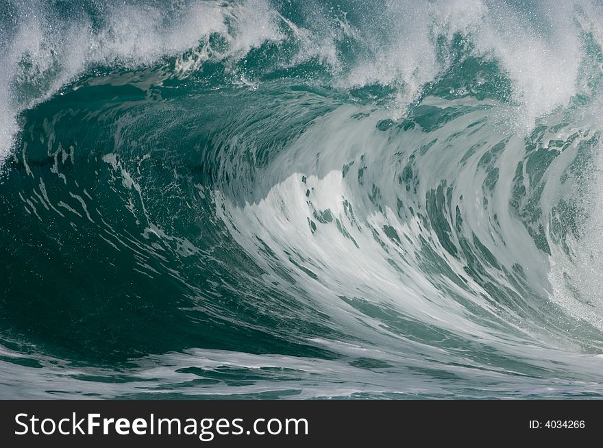 Giant wave breaking on the north shore of oahu. Giant wave breaking on the north shore of oahu