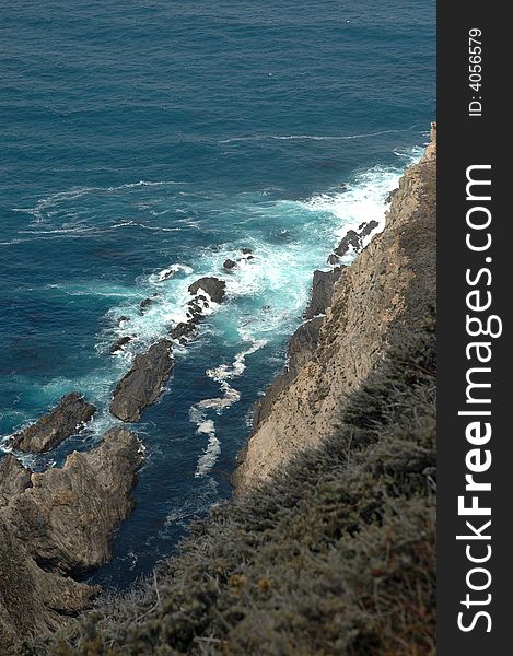 Big Sur California Coastline sea crashing against rocks