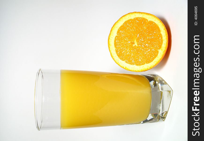 Detail orange juice with oranges