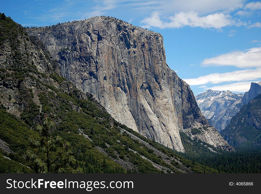 El Capitan at at Yosemite National Park