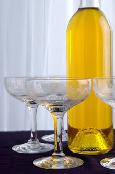 Wine Glasses Royalty Free Stock Images Wine Glasses Royalty Free Stock Images