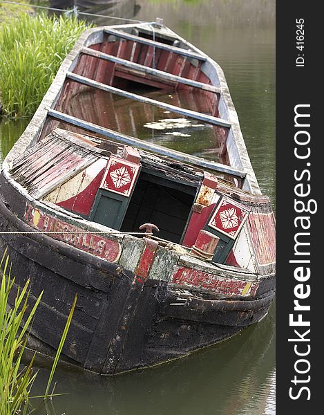 Sinking narrow boat, black country living museum, Dudley, west midlands