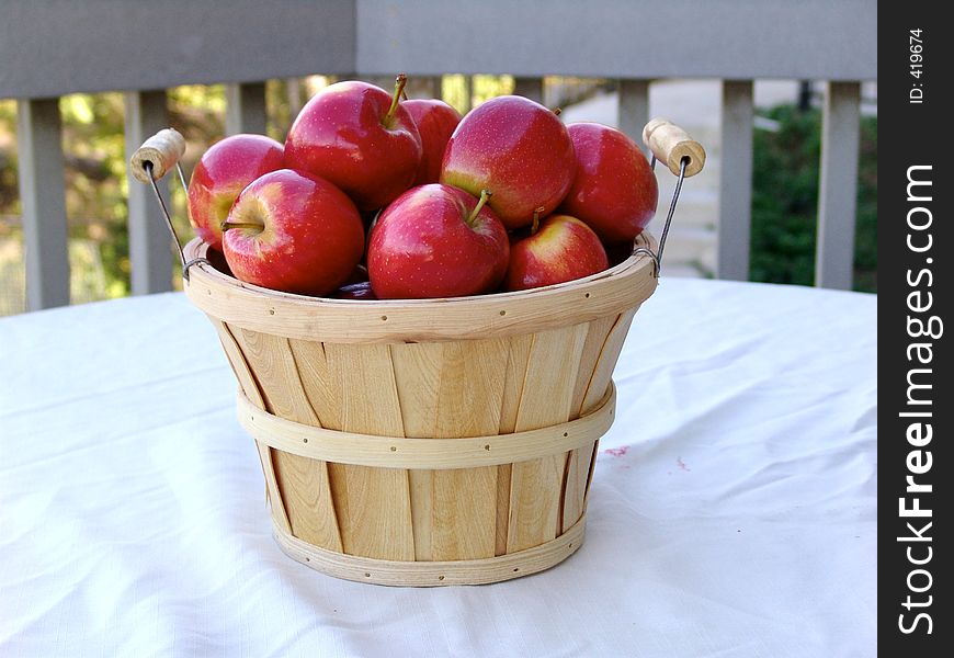 Image of delicious apples