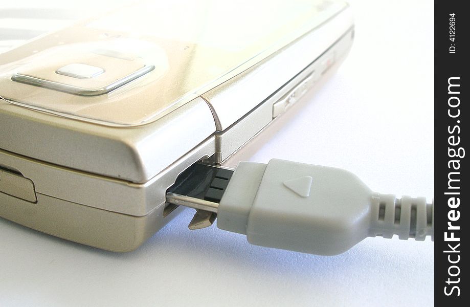 Cellular phone and usb cable