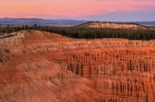 Dawn On Bryce Canyon Stock Images Dawn On Bryce Canyon Stock Images