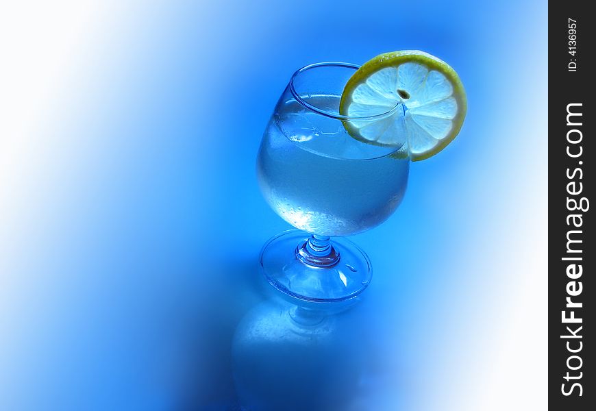 Ice lemon cocktail